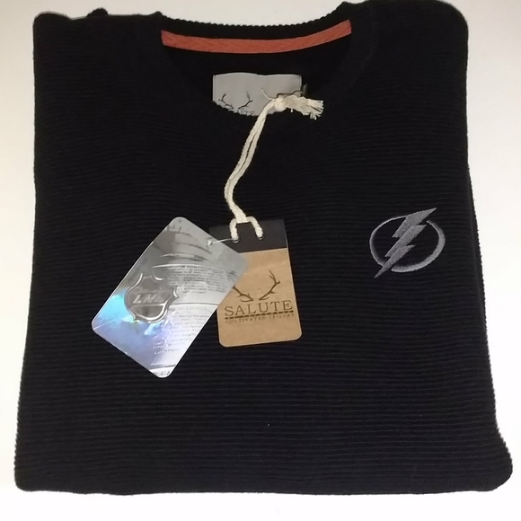 Men's NHL Muskoka Optic Crest Crew Neck Sweater - Picture 3 of 11